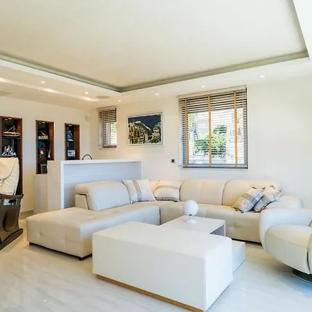 Villa Adele *